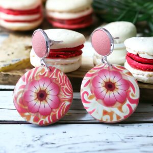 Boucles d'oreille fleur rose en pâte polymère isycrea bijoux saint malo